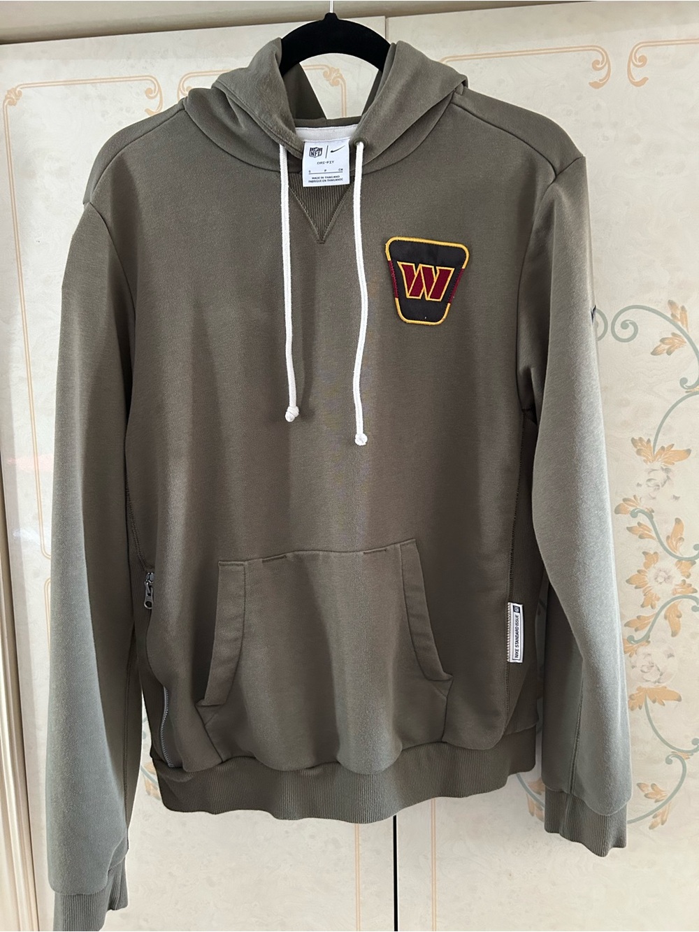 Nike Washington Commanders Salute to Service Sideline Hoodie